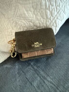 New Coach Purse charms ,Brown Green Suede Key Clip Pouch with “Gold Hardware”